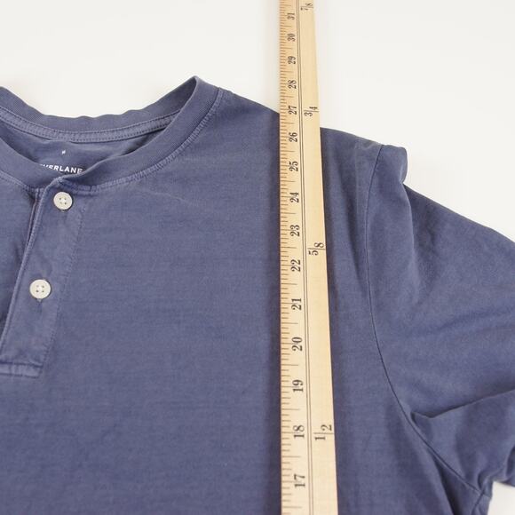 Everlane Essential Organic Cotton Garment Dyed BLue Short Sleeve Henley Sz M - Picture 4 of 8